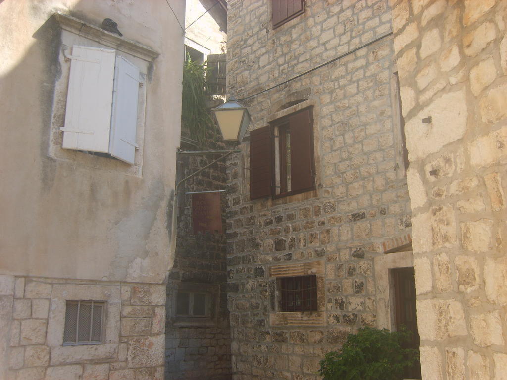 Rooms Roso Trogir Bagian luar foto