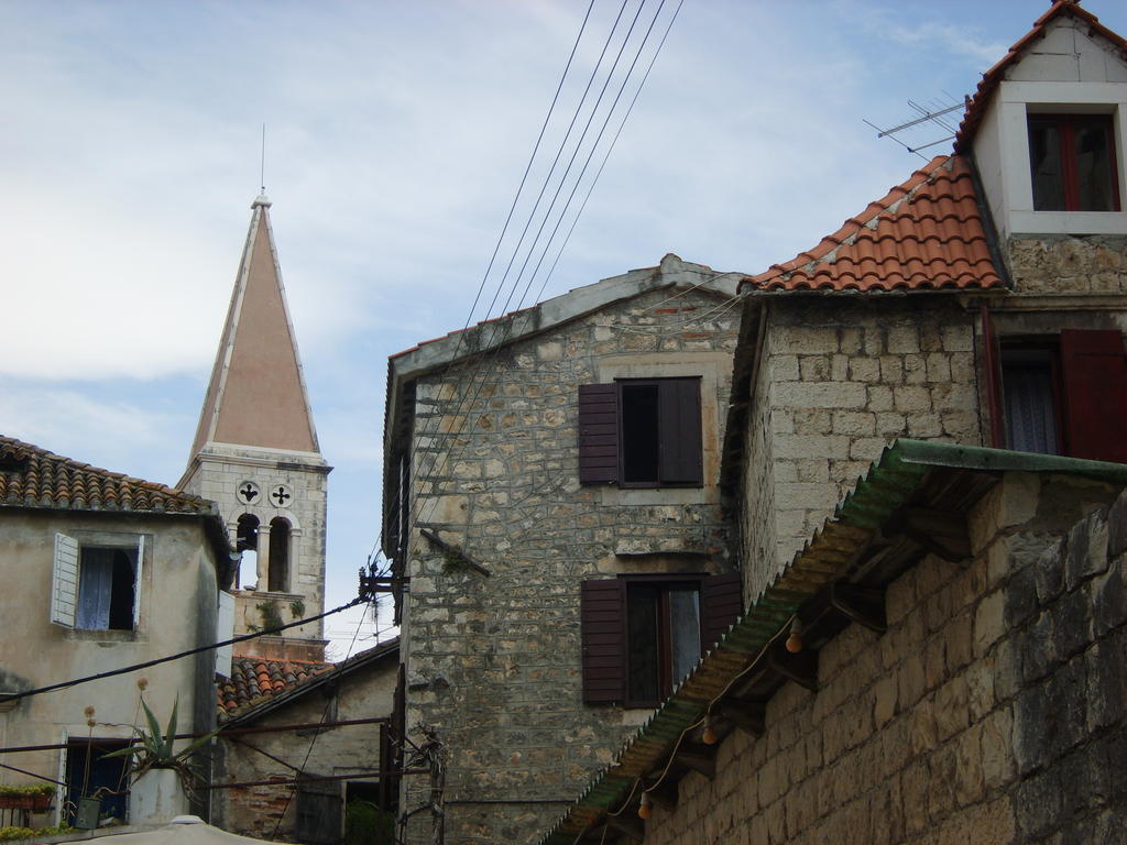 Rooms Roso Trogir Bagian luar foto